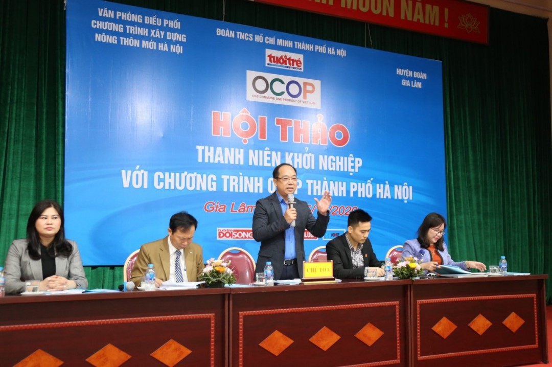 010721 dong hanh cung thanh nien 1