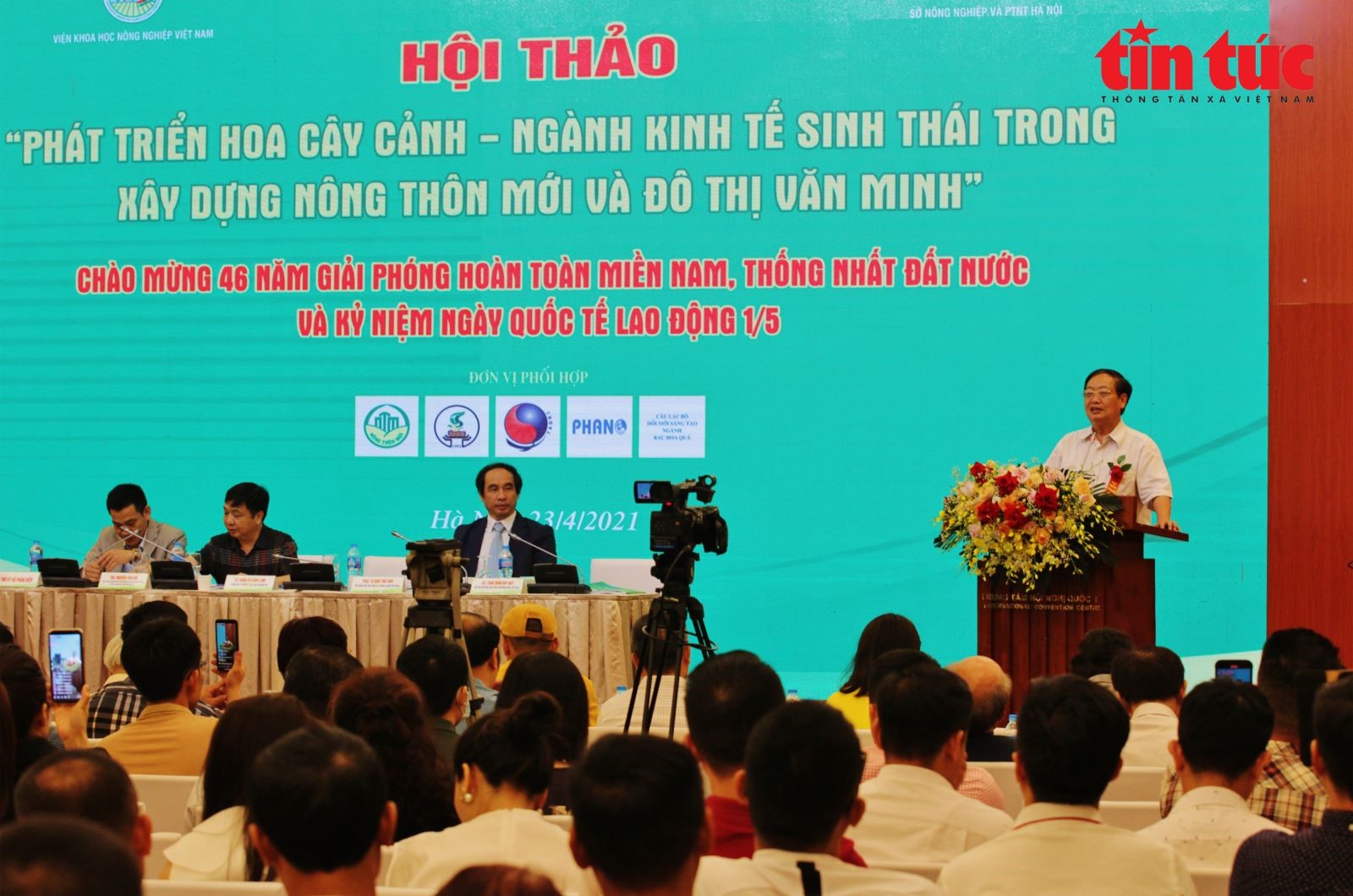 50621 phat trien tiem nang nganh hoa 1